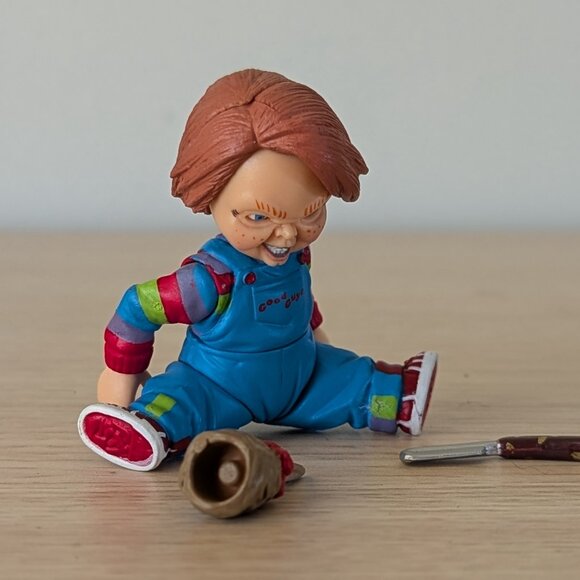 Childs Play Chucky GASHAPON T-Arts - Takara Tomi Arts Capsule Toy - Picture 6 of 6